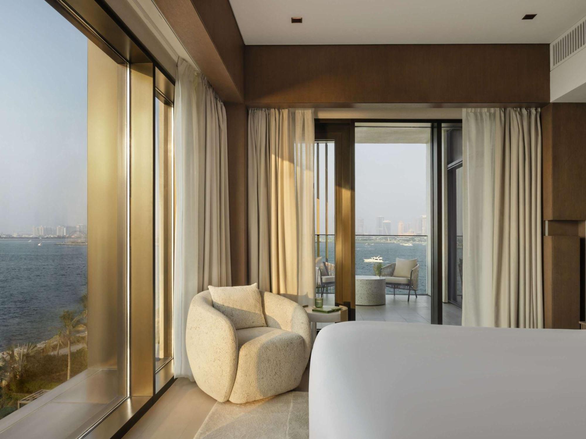Delano Dubai At Bluewaters Hotel Exterior photo A bedroom at the hotel